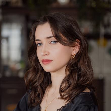 Lyra Baywood